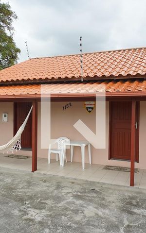 Casa para alugar com 107m², 2 quartos e 5 vagasFachada