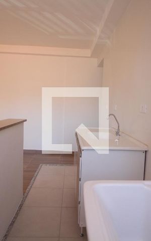 Apartamento para alugar com 43m², 2 quartos e sem vagaÁrea de Serviço