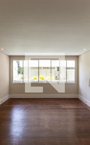 Apartamento para alugar com 111m², 3 quartos e 1 vagaSala