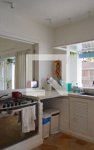 Casa para alugar com 182m², 3 quartos e 2 vagasCozinha