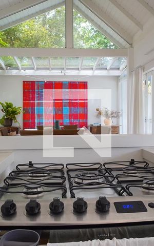 Casa para alugar com 182m², 3 quartos e 2 vagasCozinha