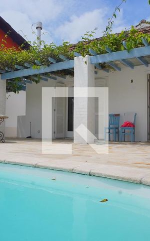 Casa para alugar com 182m², 3 quartos e 2 vagasFachada