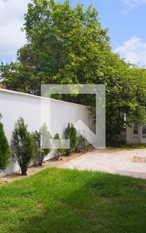 Casa para alugar com 182m², 3 quartos e 2 vagasPátio