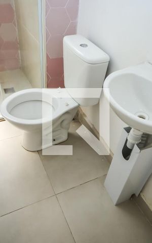Apartamento à venda com 40m², 2 quartos e sem vaga Apartamento à venda com 40m², 2 quartos e sem vagaBanheiro