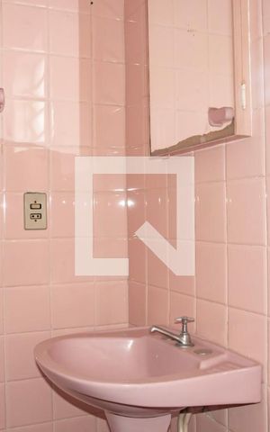 Casa à venda com 120m², 3 quartos e 2 vagasBanheiro