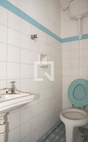 Casa à venda com 120m², 3 quartos e 2 vagasBanheiro de Serviço
