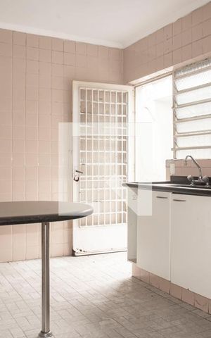 Casa à venda com 120m², 3 quartos e 2 vagasCozinha
