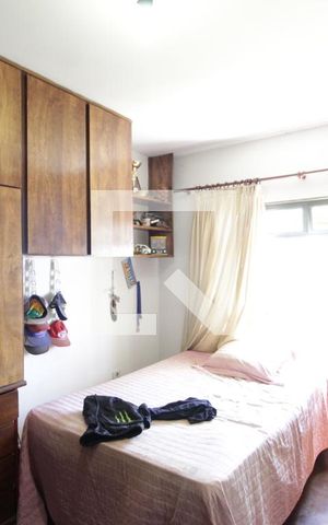 Casa para alugar com 200m², 3 quartos e 1 vagaQuarto 1