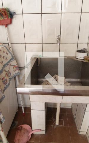 Casa para alugar com 200m², 3 quartos e 1 vagaÁrea de Serviço