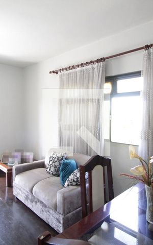 Casa para alugar com 200m², 3 quartos e 1 vagaSala 1