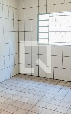 Casa para alugar com 60m², 1 quarto e sem vaga Casa para alugar com 60m², 1 quarto e sem vagaCozinha