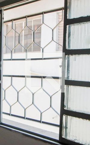 Casa para alugar com 60m², 1 quarto e sem vaga Casa para alugar com 60m², 1 quarto e sem vagaSala