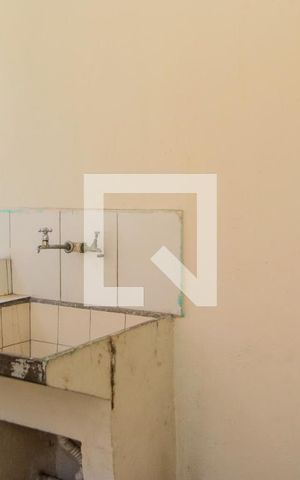 Casa para alugar com 60m², 1 quarto e sem vaga Casa para alugar com 60m², 1 quarto e sem vagaLavanderia