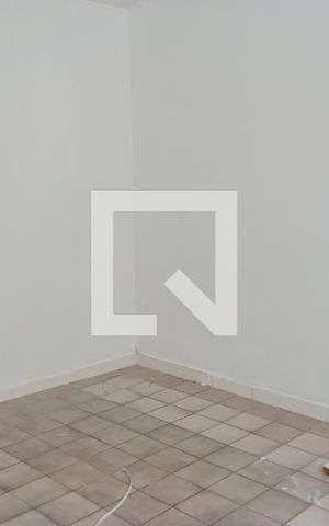 Casa para alugar com 60m², 1 quarto e sem vaga Casa para alugar com 60m², 1 quarto e sem vagaQuarto