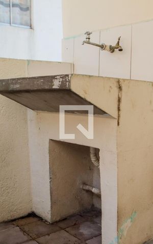 Casa para alugar com 60m², 1 quarto e sem vaga Casa para alugar com 60m², 1 quarto e sem vagaLavanderia