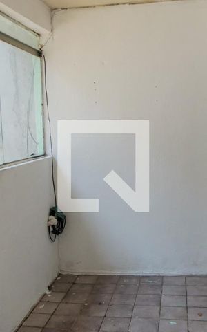 Casa para alugar com 60m², 1 quarto e sem vaga Casa para alugar com 60m², 1 quarto e sem vagaVaranda