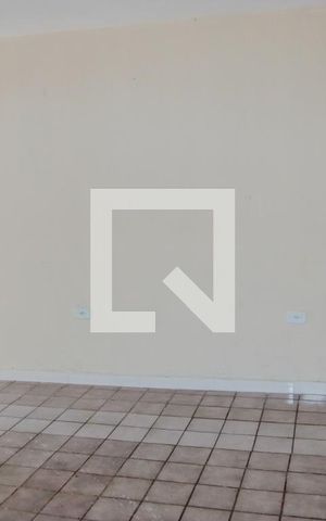 Casa para alugar com 60m², 1 quarto e sem vaga Casa para alugar com 60m², 1 quarto e sem vagaSala