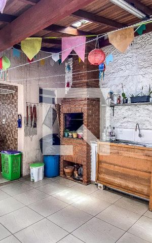 Casa à venda com 400m², 6 quartos e 2 vagasCasa 3 - Area de Serviço - Quintal