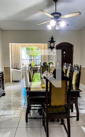 Casa à venda com 400m², 6 quartos e 2 vagasCasa 1 - Sala de Jantar