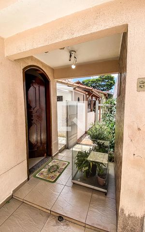 Casa à venda com 400m², 6 quartos e 2 vagasCorredor