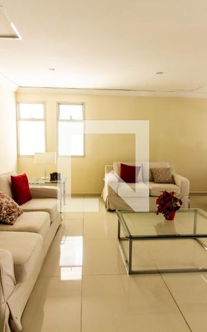Apartamento à venda com 86m², 3 quartos e 2 vagas Apartamento à venda com 86m², 3 quartos e 2 vagasHall de entrada