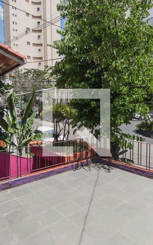 Casa à venda com 192m², 3 quartos e 1 vaga Casa à venda com 192m², 3 quartos e 1 vagaÁrea externa