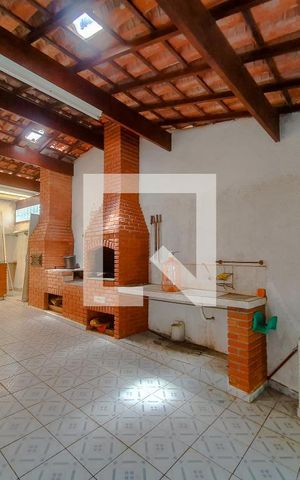 Casa à venda com 120m², 3 quartos e 2 vagas Casa à venda com 120m², 3 quartos e 2 vagasQuintal + Churrasqueira