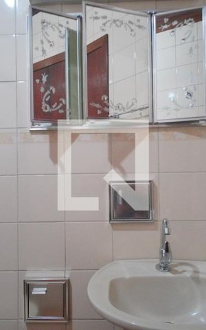 Casa à venda com 178m², 3 quartos e 1 vaga Casa à venda com 178m², 3 quartos e 1 vagaBanheiro 1
