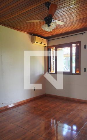 Casa à venda com 178m², 3 quartos e 1 vaga Casa à venda com 178m², 3 quartos e 1 vagaSala