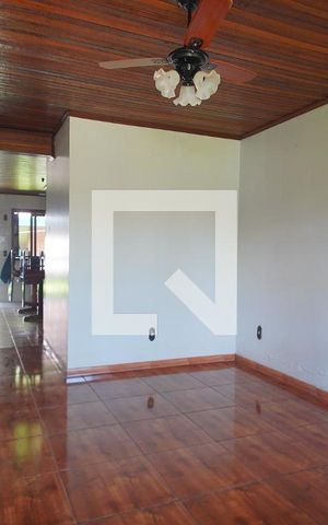 Casa à venda com 178m², 3 quartos e 1 vaga Casa à venda com 178m², 3 quartos e 1 vagaSala