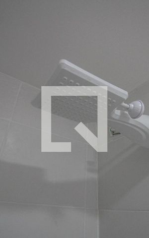 Apartamento à venda com 34m², 2 quartos e sem vaga Apartamento à venda com 34m², 2 quartos e sem vagaBanheiro