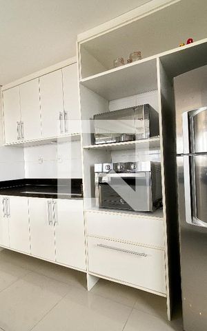 Apartamento à venda com 95m², 2 quartos e 2 vagas