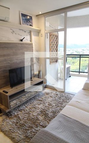 Apartamento à venda com 70m², 2 quartos e 1 vaga Apartamento à venda com 70m², 2 quartos e 1 vagaSala