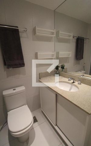 Apartamento à venda com 70m², 2 quartos e 1 vaga Apartamento à venda com 70m², 2 quartos e 1 vagaBanheiro da Suíte