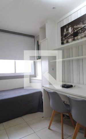 Apartamento à venda com 70m², 2 quartos e 1 vaga Apartamento à venda com 70m², 2 quartos e 1 vagaQuarto