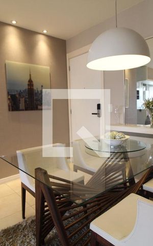 Apartamento à venda com 70m², 2 quartos e 1 vaga Apartamento à venda com 70m², 2 quartos e 1 vagaSala