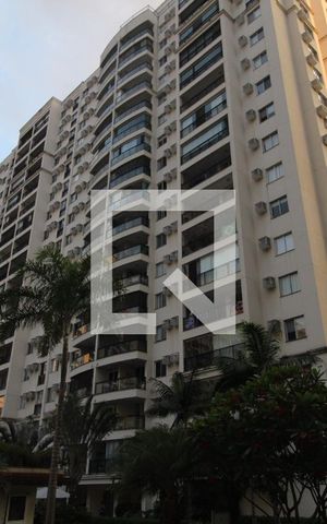 Apartamento à venda com 70m², 2 quartos e 1 vaga Apartamento à venda com 70m², 2 quartos e 1 vagaFachada