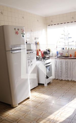 Casa à venda com 450m², 5 quartos e 3 vagasSala/Cozinha-Casa 2