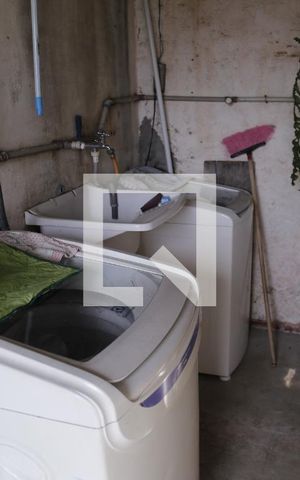 Casa à venda com 450m², 5 quartos e 3 vagasÁrea de Serviço