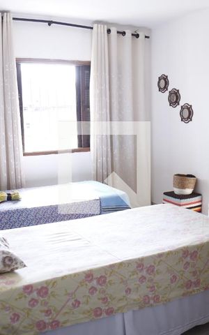 Casa à venda com 450m², 5 quartos e 3 vagasSuíte-Casa 1
