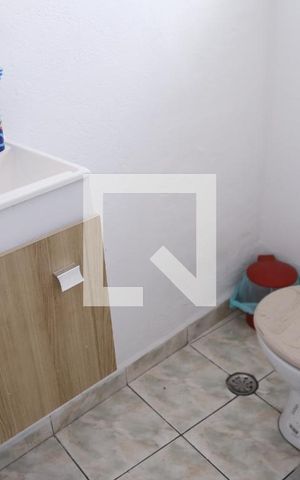 Casa à venda com 450m², 5 quartos e 3 vagasBanheiro da Suíte-Casa 3