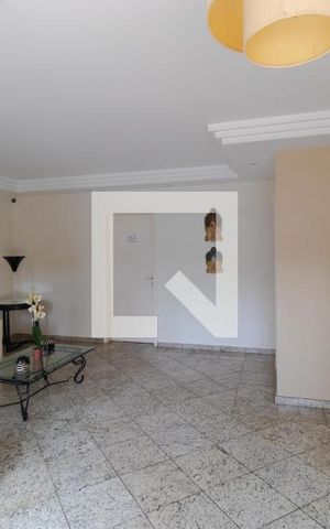 Apartamento à venda com 145m², 3 quartos e 2 vagas Apartamento à venda com 145m², 3 quartos e 2 vagasÁrea Comum - Hall de Entrada