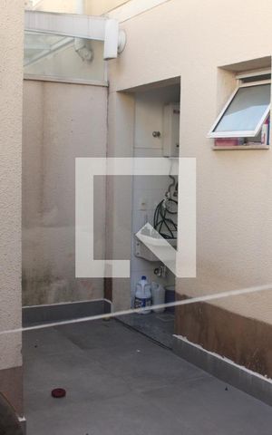 Casa de condomínio à venda com 96m², 3 quartos e 2 vagasQuintal