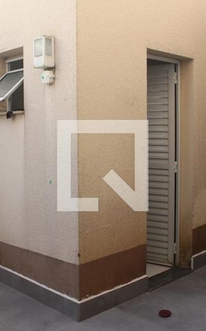 Casa de condomínio à venda com 96m², 3 quartos e 2 vagasQuintal