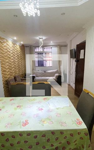 Apartamento à venda com 60m², 2 quartos e 1 vaga Apartamento à venda com 60m², 2 quartos e 1 vagaSala
