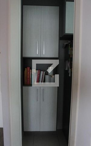Apartamento à venda com 57m², 2 quartos e 1 vaga Apartamento à venda com 57m², 2 quartos e 1 vagaCozinha - Armários