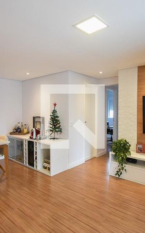 Apartamento à venda com 70m², 2 quartos e 1 vaga Apartamento à venda com 70m², 2 quartos e 1 vagaSala