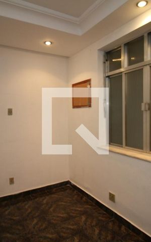 Casa à venda com 339m², 5 quartos e 1 vagaQuarto 2