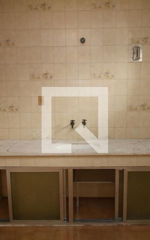 Casa à venda com 339m², 5 quartos e 1 vagaQuitinet Anexo- Sala e Cozinha