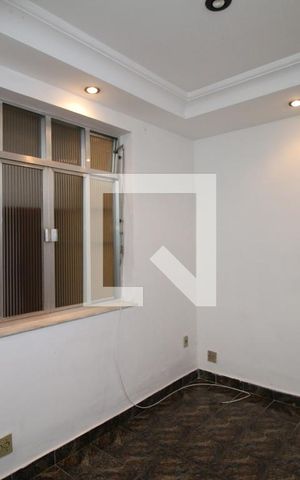 Casa à venda com 339m², 5 quartos e 1 vagaQuarto 2